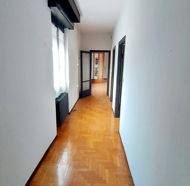 bre210 (11)